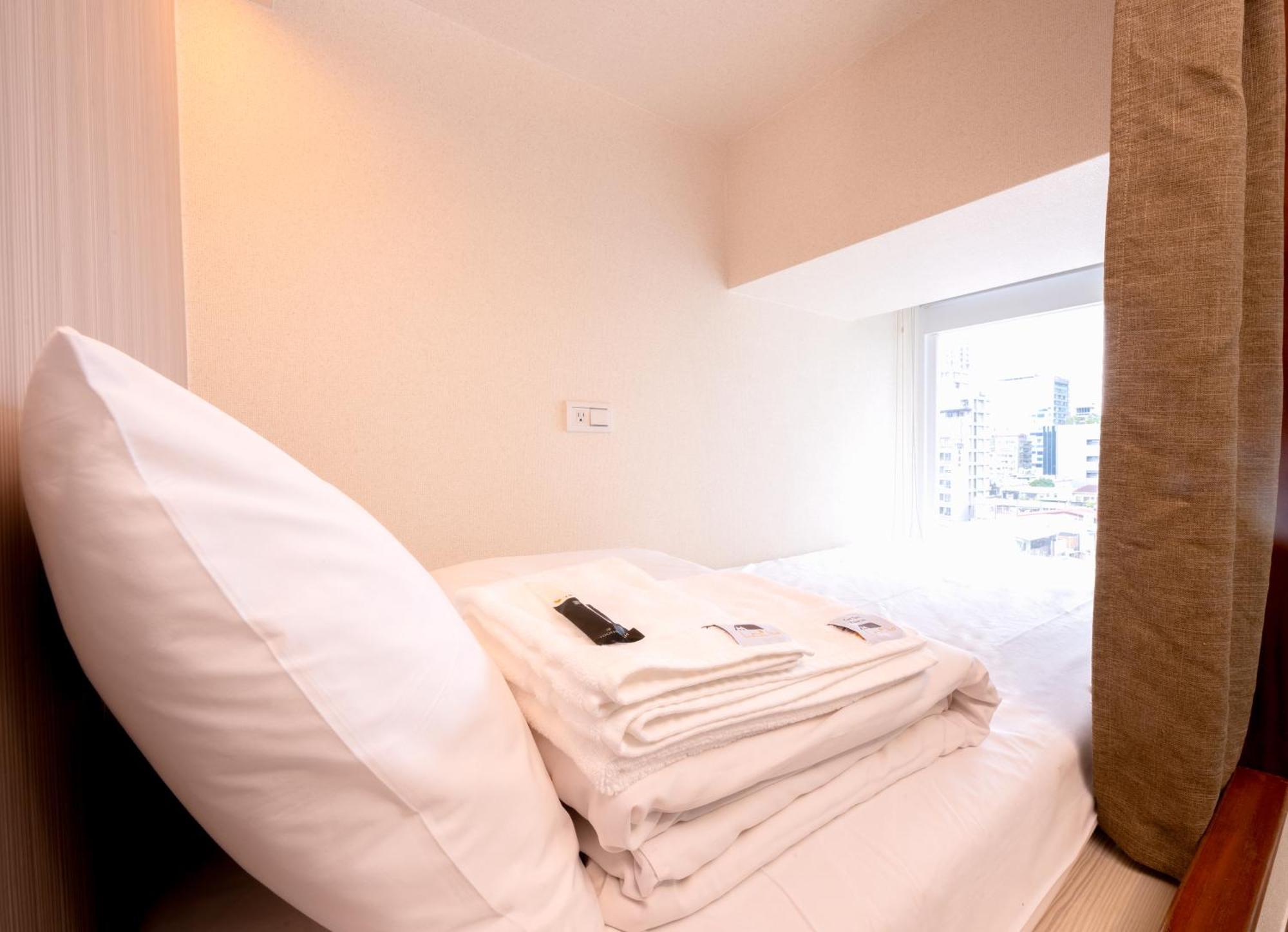 Cat Tail Pocket Inn Taipei Bagian luar foto