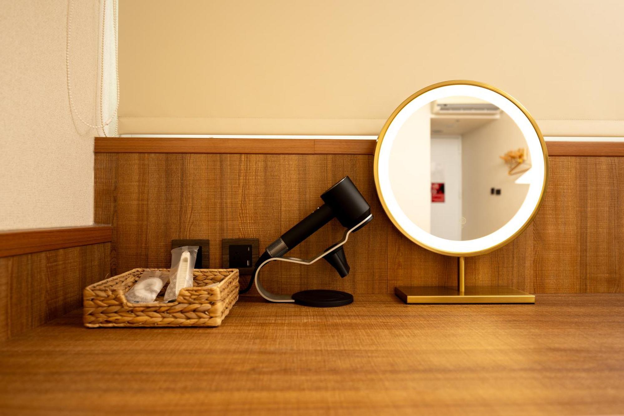 Cat Tail Pocket Inn Taipei Bagian luar foto