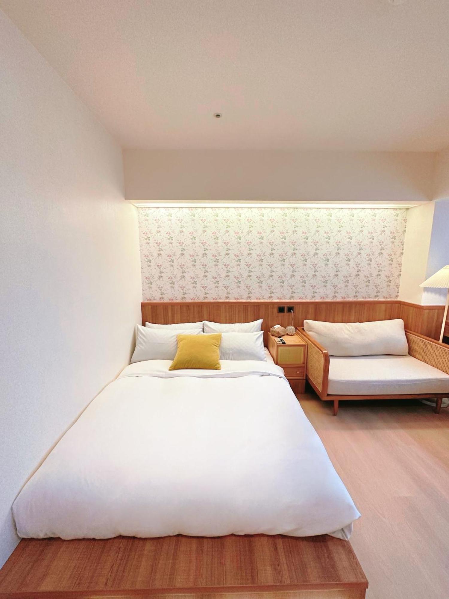 Cat Tail Pocket Inn Taipei Bagian luar foto